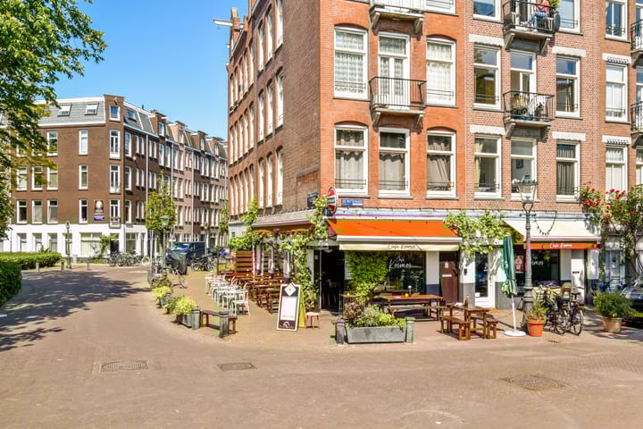 Foto 19 van Van Boetzelaerstraat 42-1