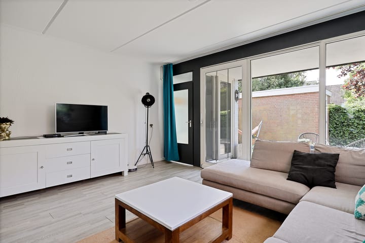 Photo 14 of Hoxma 48