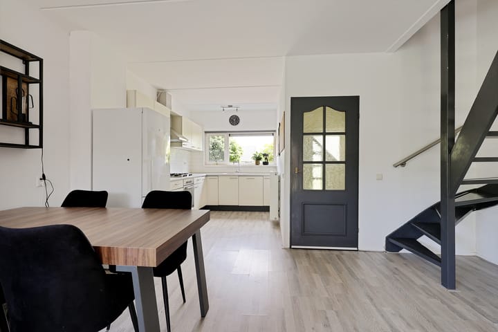 Photo 15 of Hoxma 48