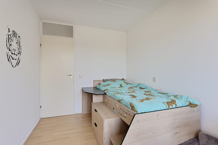 Photo 27 of Hoxma 48