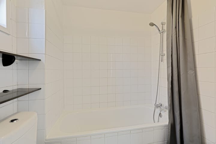 Photo 31 of Hoxma 48