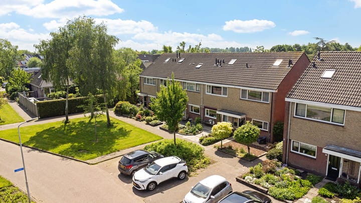 Photo 45 of Hoxma 48