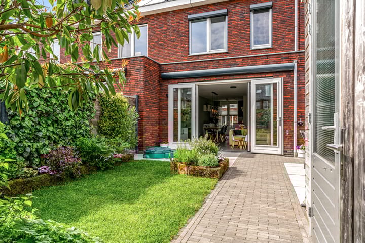 Photo 38 of Jelle Zijlstrahof 10