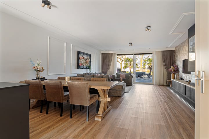 Foto 15 van Van Veendijk 8