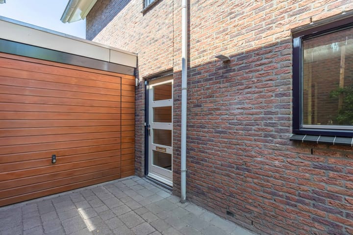 Foto 12 van Zaailand 82