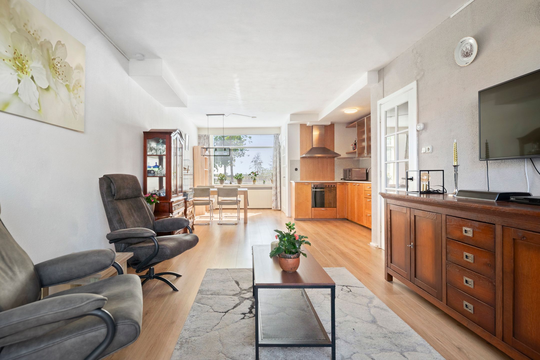 Photo 3 of Vondelweg 98-ZW