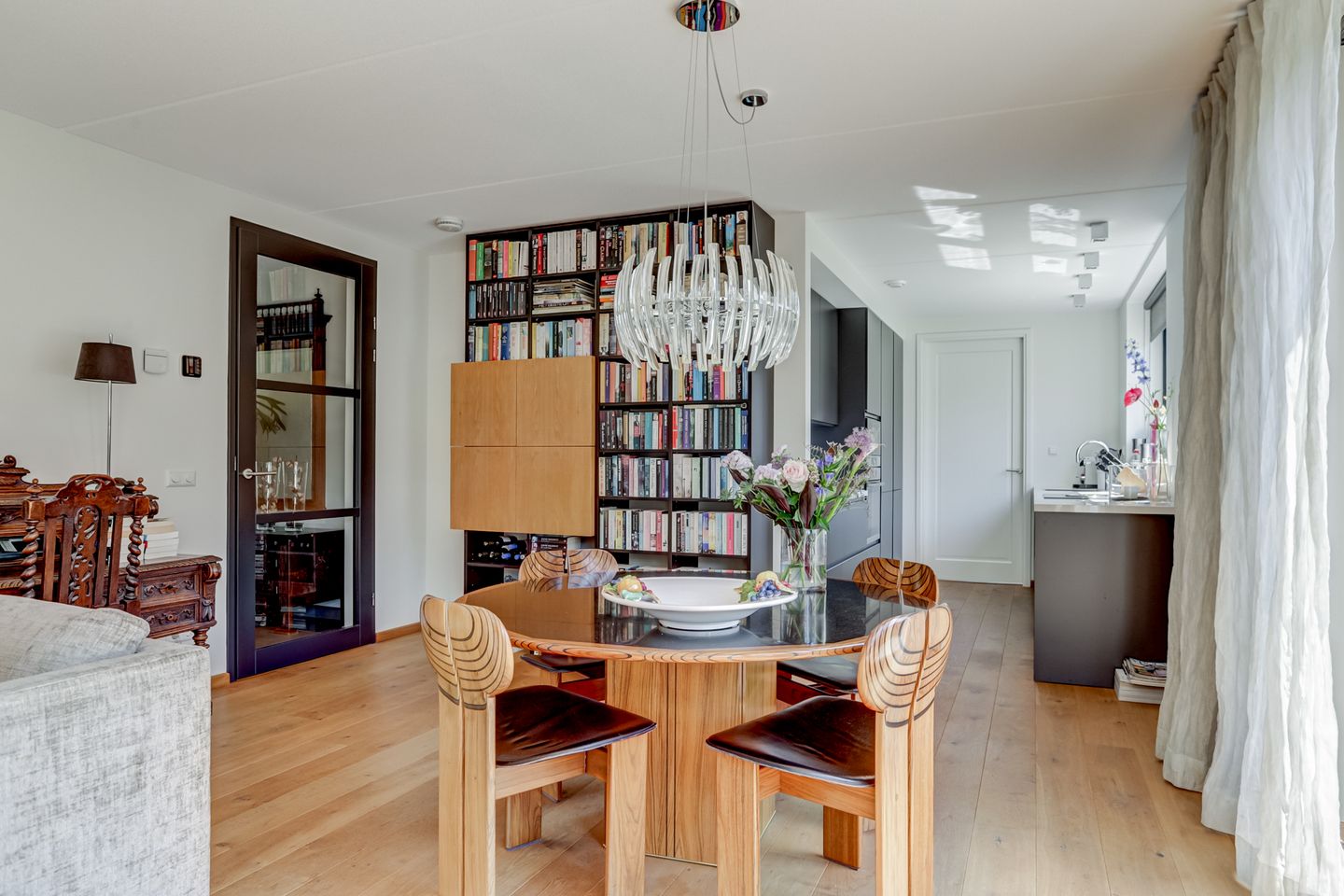 Foto 10 van Hoge Ham 81-B