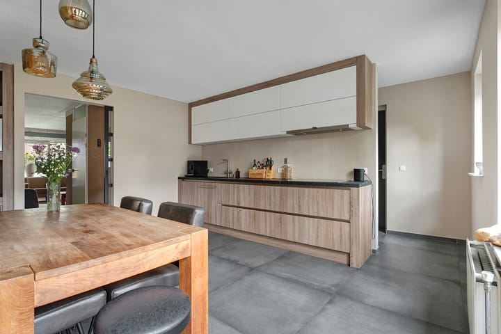 Foto 10 van Schotlaan 8