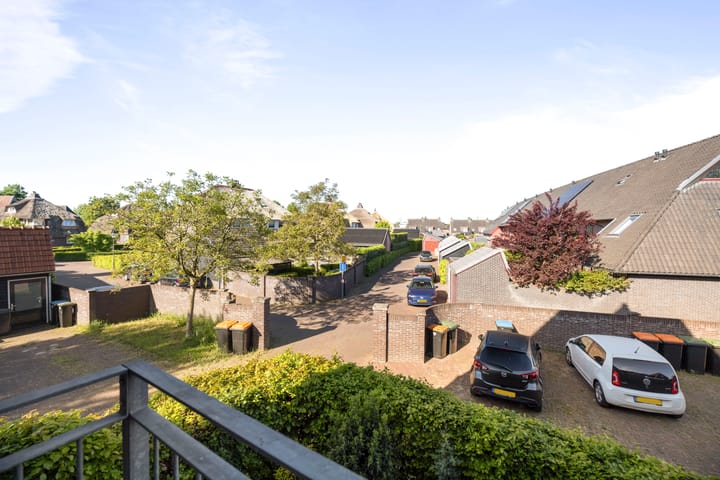 Foto 24 van van Goghstraat 16