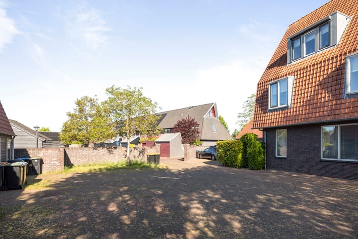 Foto 25 van van Goghstraat 16