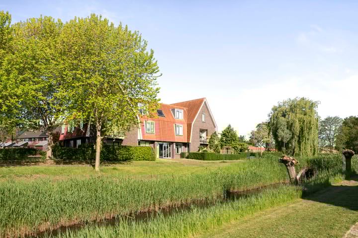 Foto 30 van van Goghstraat 16