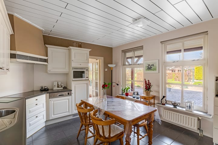 Foto 15 van Prof. H. van der Hoevenstraat 9-A