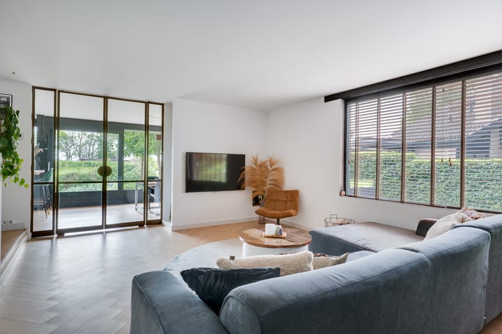 Foto 2 van Esdoornlaan 12