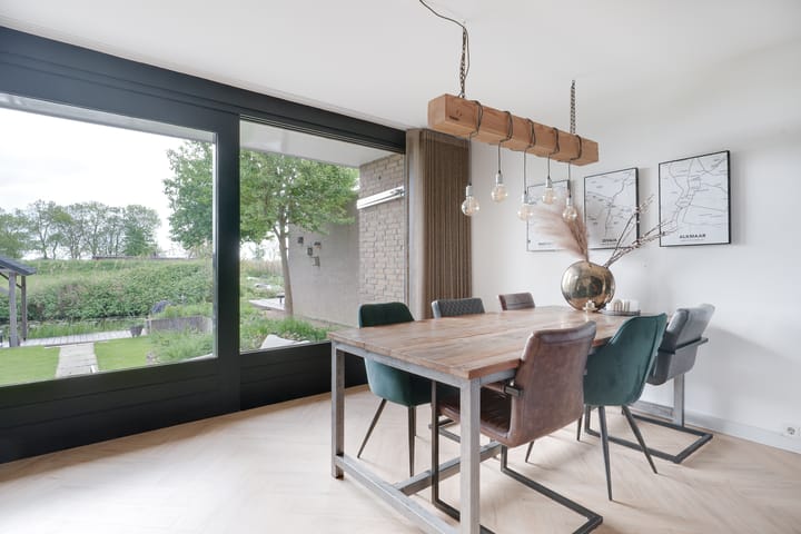 Foto 13 van Esdoornlaan 12