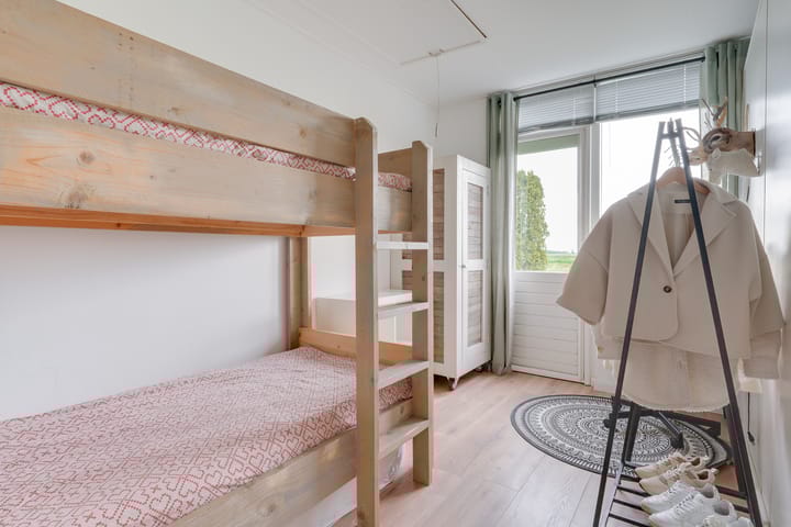 Foto 22 van Esdoornlaan 12