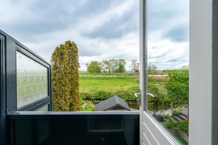 Foto 24 van Esdoornlaan 12