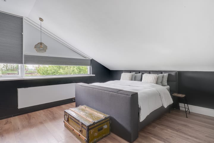 Foto 26 van Esdoornlaan 12