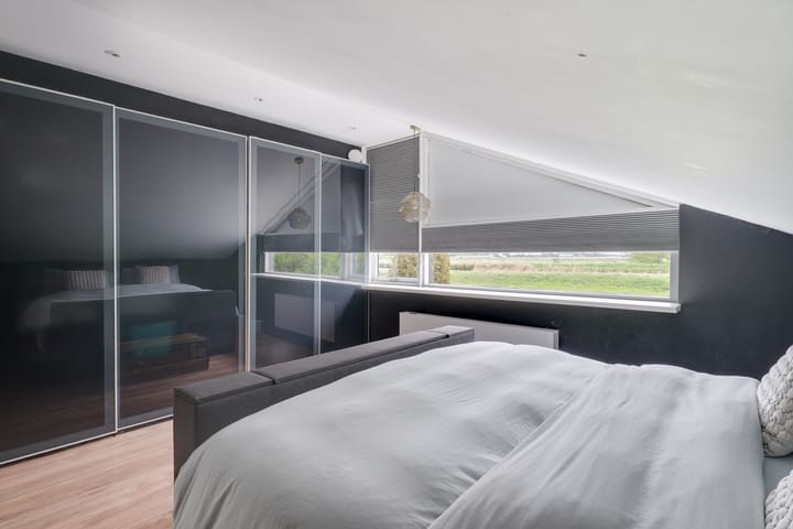 Foto 29 van Esdoornlaan 12