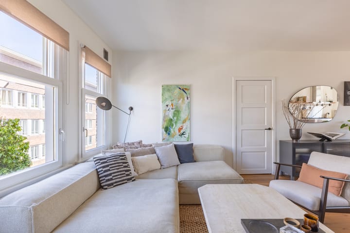 Photo 8 of Van Kinsbergenstraat 53-2