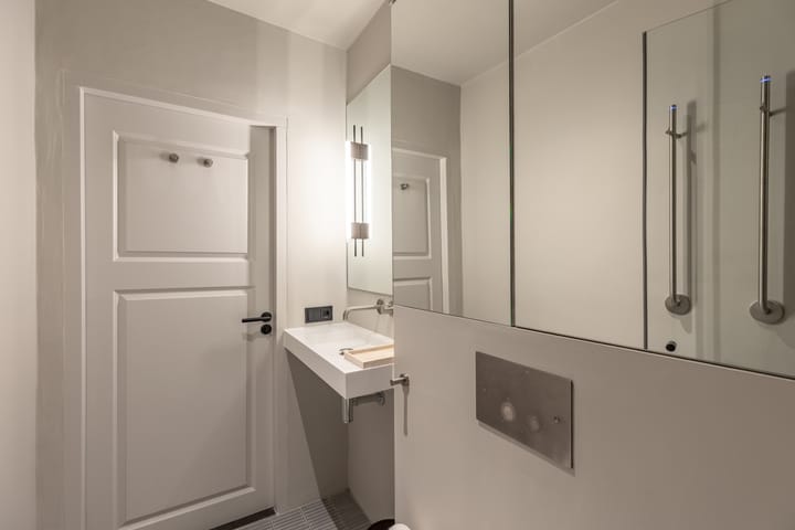 Photo 18 of Van Kinsbergenstraat 53-2