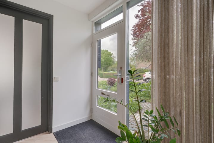 Foto 55 van Esdoornlaan 12