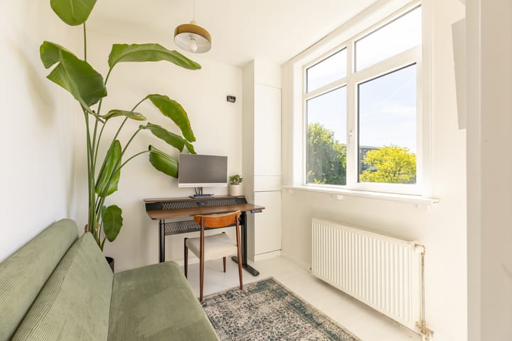 Photo 22 of Van Kinsbergenstraat 53-2