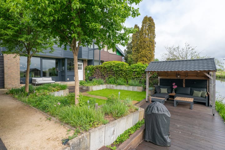 Foto 70 van Esdoornlaan 12