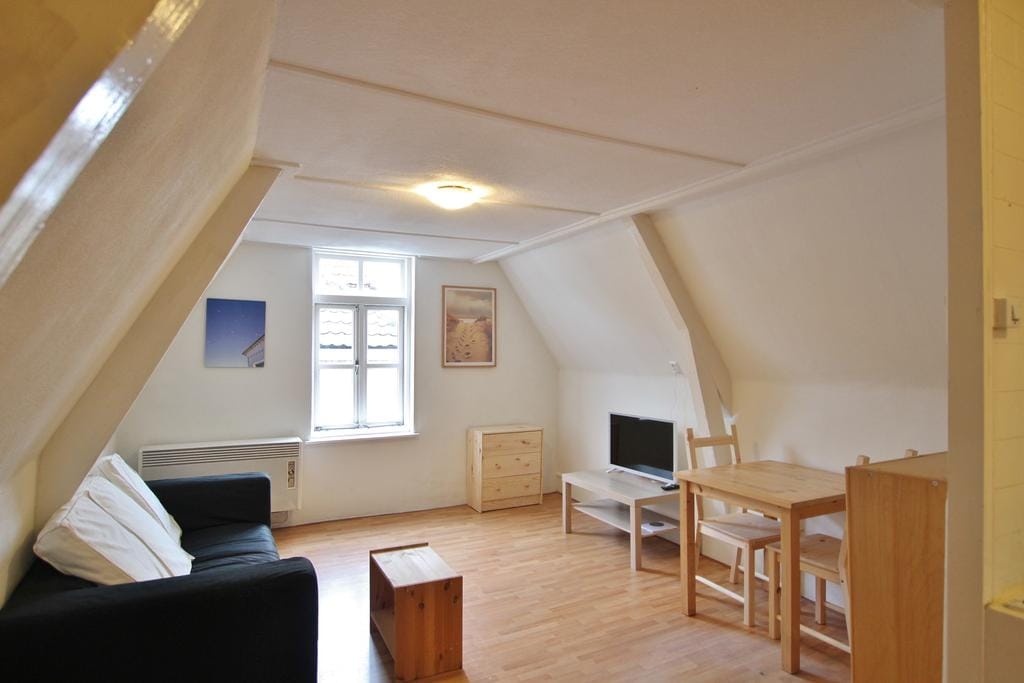 Foto 1 van Lambrechtstraat 1