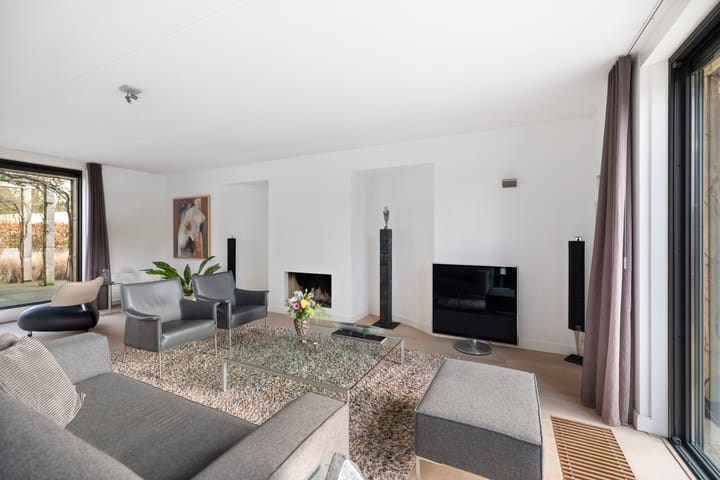 Foto 9 van Burg. Crommelinlaan 37