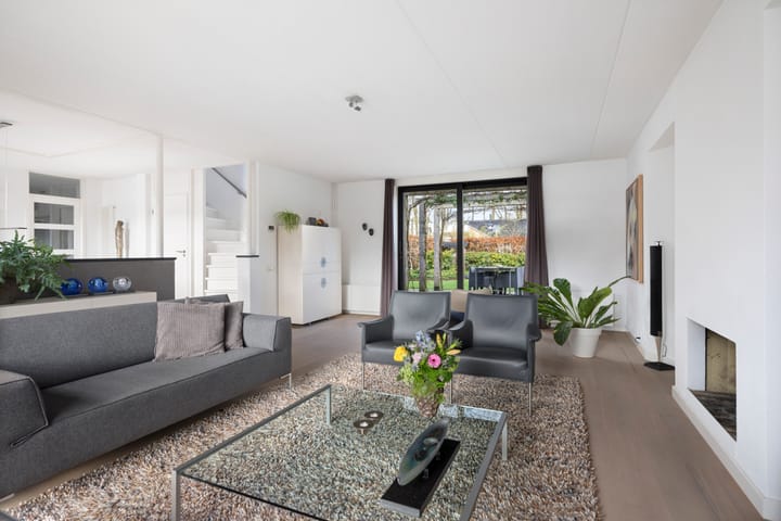 Foto 11 van Burg. Crommelinlaan 37