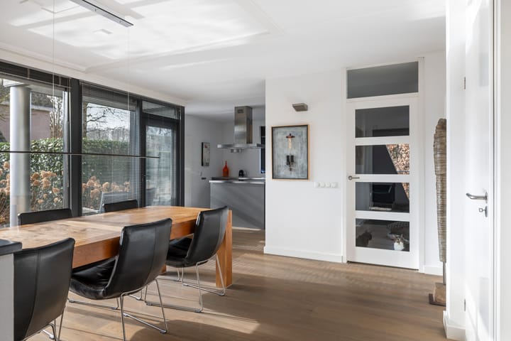 Foto 13 van Burg. Crommelinlaan 37