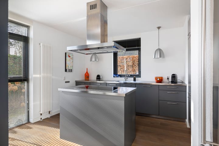 Foto 16 van Burg. Crommelinlaan 37