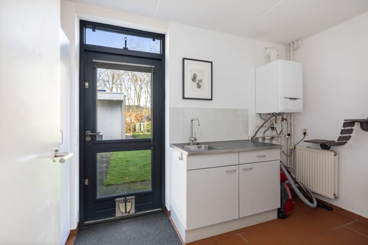 Foto 19 van Burg. Crommelinlaan 37