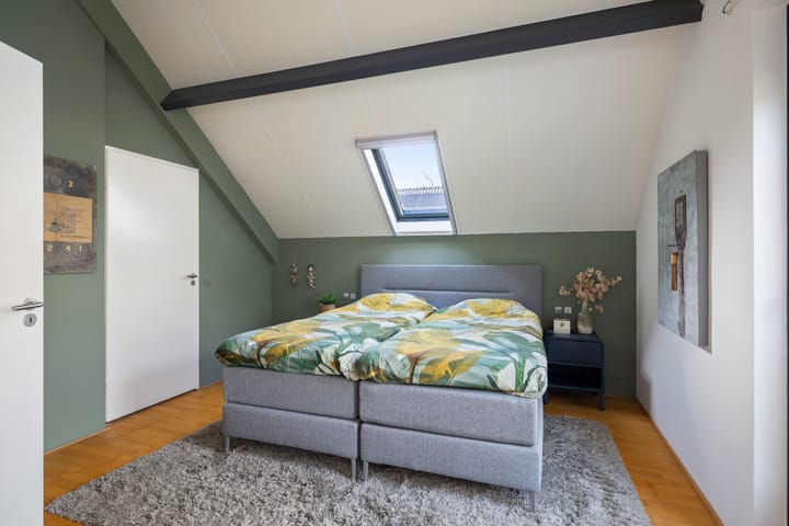 Foto 22 van Burg. Crommelinlaan 37