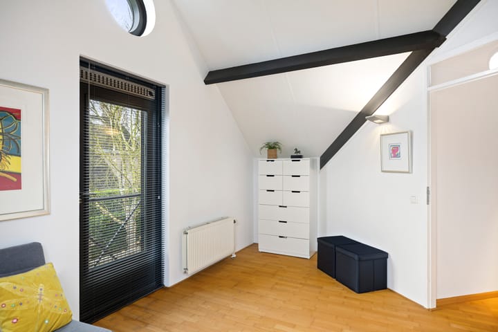 Foto 32 van Burg. Crommelinlaan 37