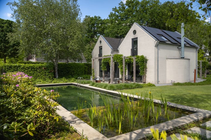 Foto 46 van Burg. Crommelinlaan 37