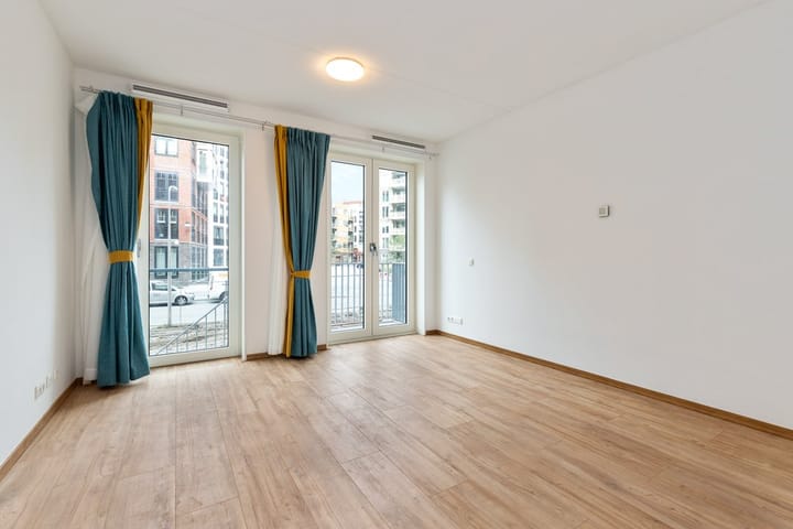 Foto 9 van Carel Willinkgracht 111