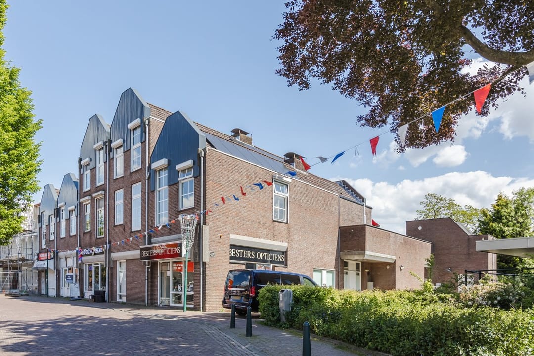 Foto 2 van Raadhuisplein 13