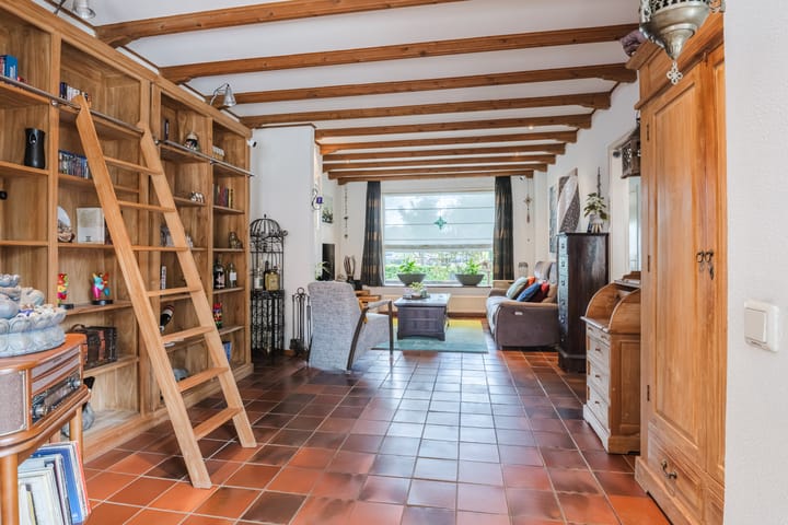 Photo 3 of Spoorstraat 27