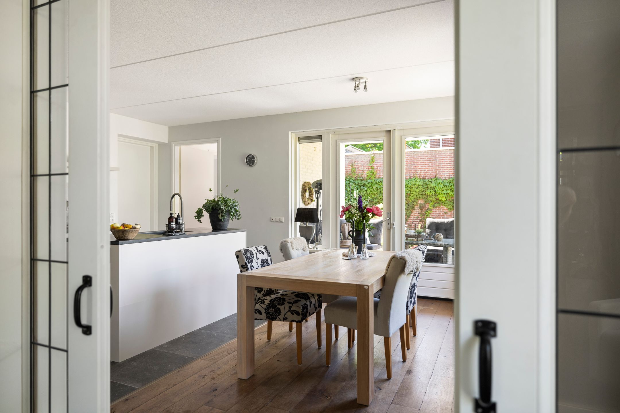 Photo 9 of Oranjelaan 57