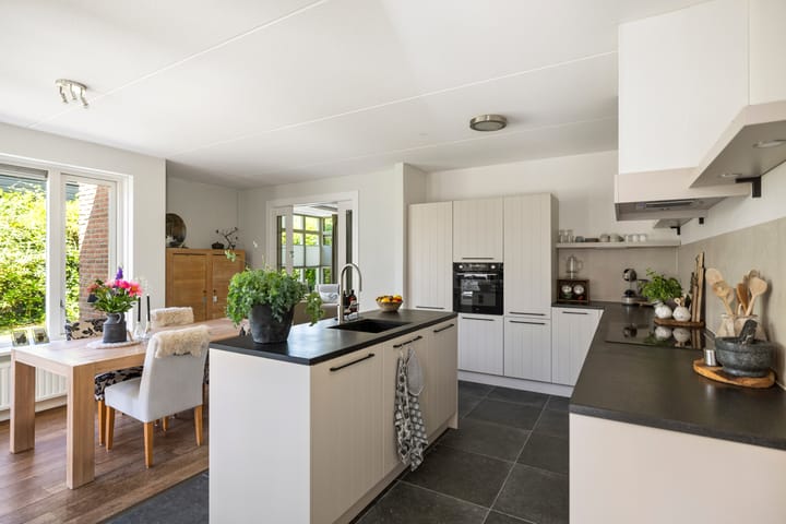 Foto 12 van Oranjelaan 57