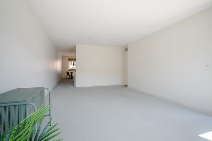 Photo 10 of Eerste Van Swindenstraat 219