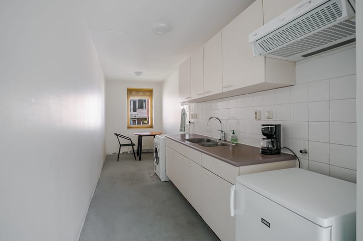 Photo 12 of Eerste Van Swindenstraat 219