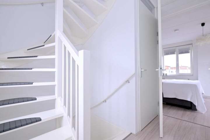 Foto 25 van M.C. Escherweg 47