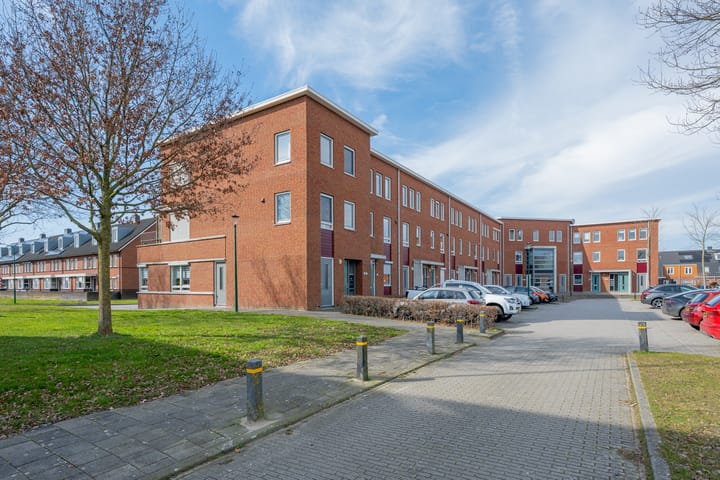 Foto 35 van Galerijmuur 32