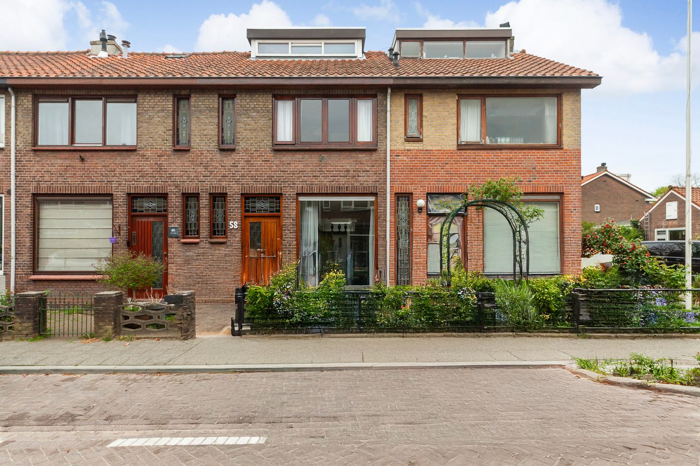 Photo 1 of Rozenlaan 58