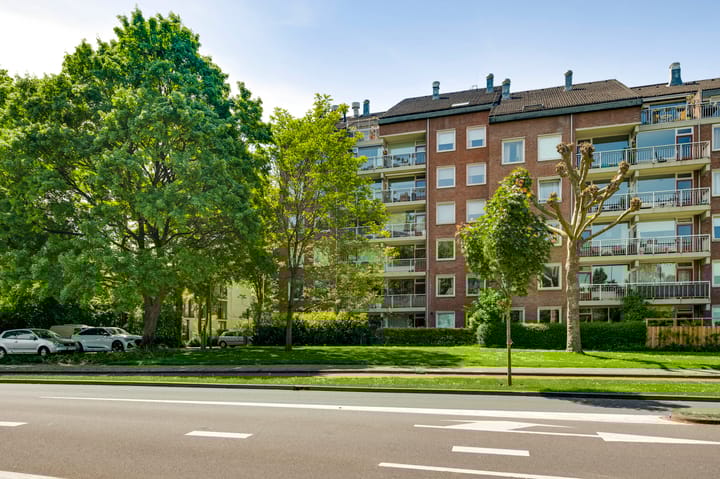 Photo 1 of Sauterneslaan 8-E