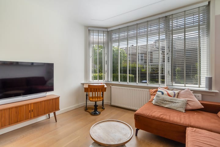 Foto 10 van Van Manderstraat 16