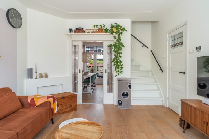 Foto 11 van Van Manderstraat 16