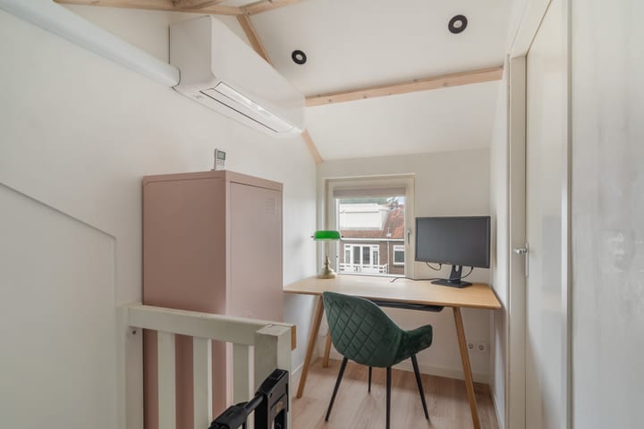 Foto 32 van Van Manderstraat 16